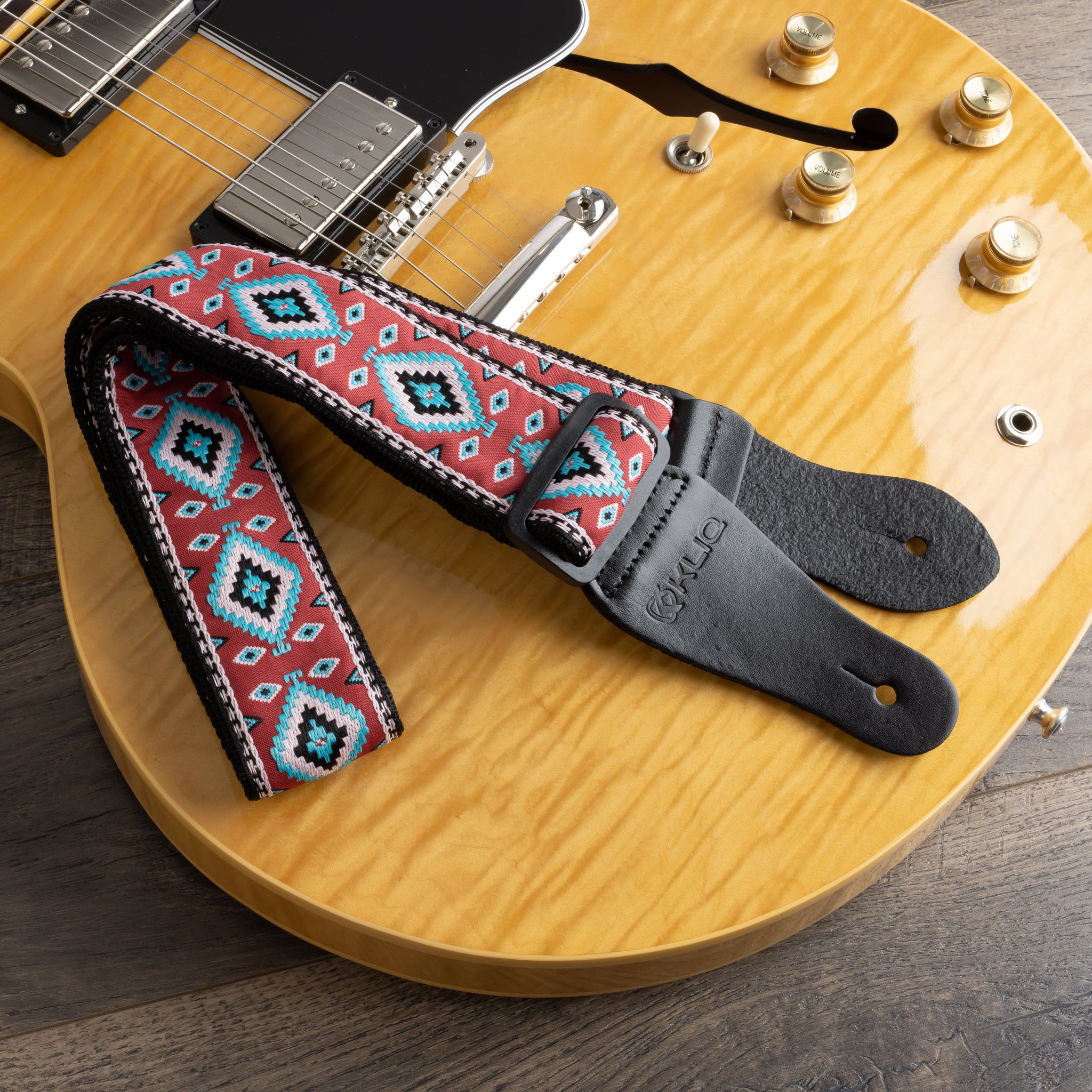 The BEST Guitar Strap Locks - Acoustic Life